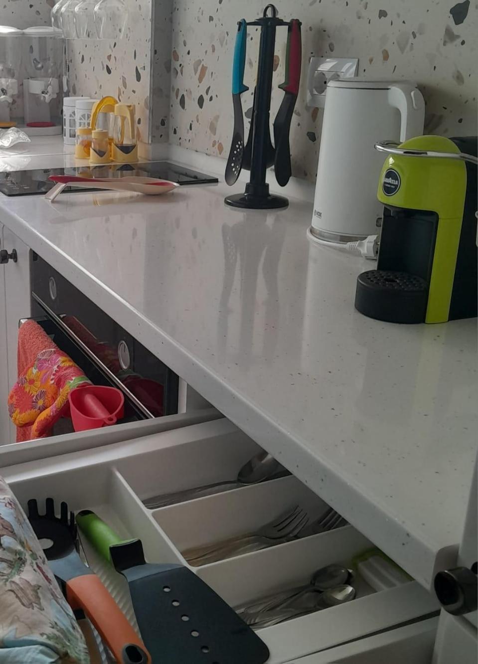 Bani'S Cozy Lovely Apt تيرانا المظهر الخارجي الصورة